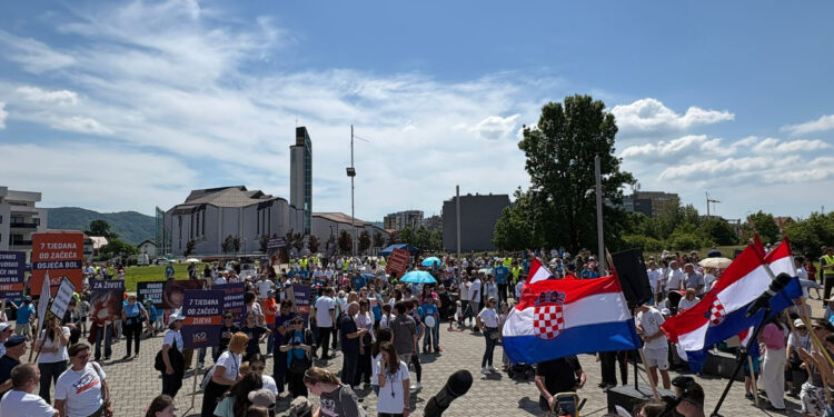 Hod za život održan u Osijeku, a po prvi puta su stigli u još jedan hrvatski grad