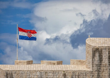 Hrvatski časnički zbor DNŽ proveo anketu među članstvom: Spomenik braniteljima na Pile, izrađen od kamena