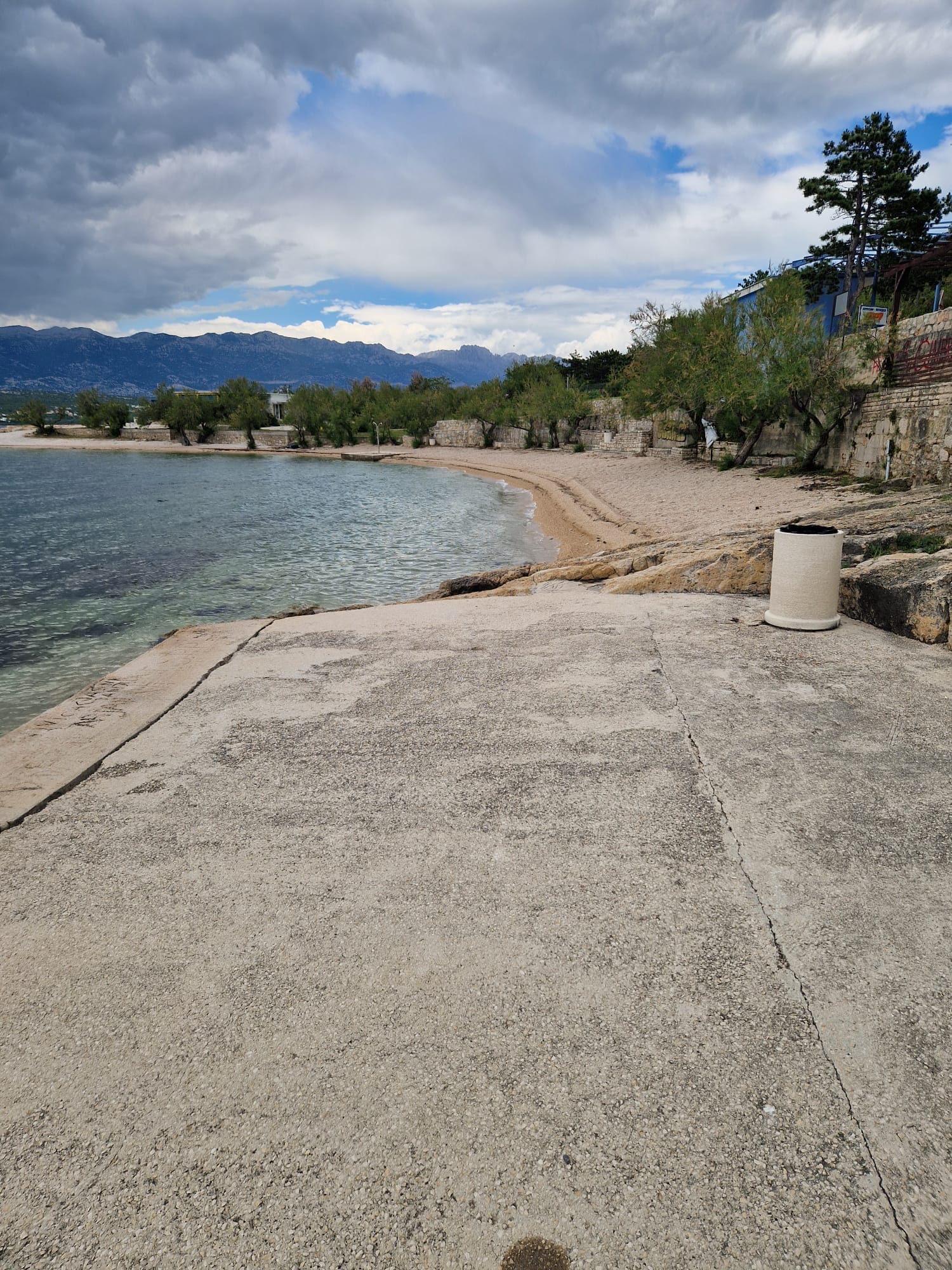 DEVASTACIJA ILI DEZINFORMACIJA? Nakon teksta o uništavanju prirodne plaže načelnik šalje nove fotografije: "Evo vam stanje od danas"