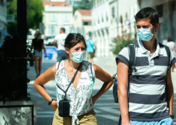 Isplivala jedna od teorija kako je smrtonosni virus završio na kruzeru