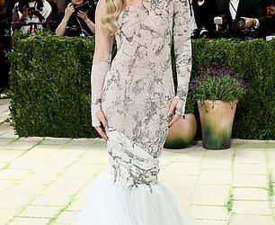 Lindsey Vonn postigla je čudesnu prekretnicu u oporavku dok je blistala na Met Gali tri mjeseca nakon užasne nesreće na Olimpijskim igrama