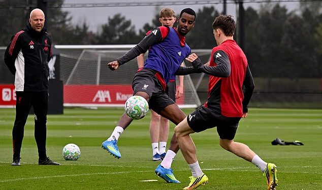 Liverpool zadao udarac čekićem uoči okršaja Man Uniteda na Old Traffordu – sa 130 milijuna funti Alexander Isak sada je pod velikim upitnikom nakon ozljede na treningu