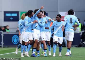Manchester City 2-1 Man United – finale FA Youth Cupa OCJENE IGRAČA: Tko je bio ‘potpuna prijetnja’ Crvenim vragovima? Koja je zvijezda kanalizirala Jeremyja Dokua? Ali JJ Gabriel je ‘potpuno eliminiran’ iz igre