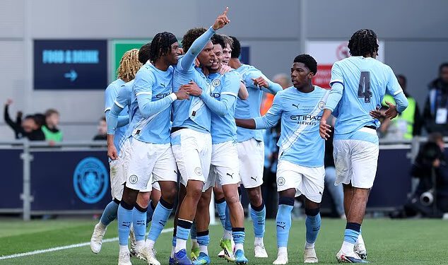 Manchester City 2-1 Man United – finale FA Youth Cupa OCJENE IGRAČA: Tko je bio ‘potpuna prijetnja’ Crvenim vragovima? Koja je zvijezda kanalizirala Jeremyja Dokua? Ali JJ Gabriel je ‘potpuno eliminiran’ iz igre