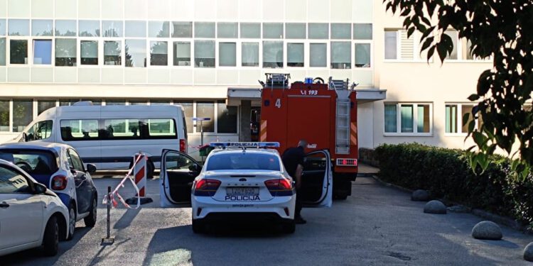 Manji požar u kuhinji KBC-a Split, brzo intervenirali vatrogasci i policija