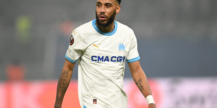 Marseille, Aubameyang van momčadi zbog upotrebe aparata za gašenje požara protiv Tahrija