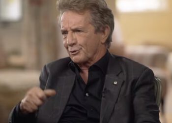 Martin Short se prvi put javno osvrnuo na tragičnu smrt kćeri dva mjeseca nakon što si je oduzela život u 42.