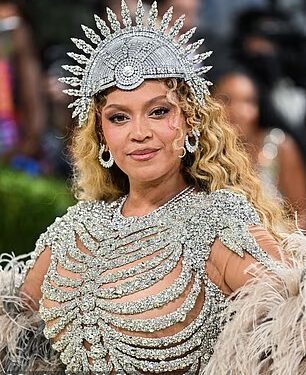 Met Gala bez filtera: Beyoncé i Kylie Jenner otkrivene nakon objave fotografija ‘FaceTuned’
