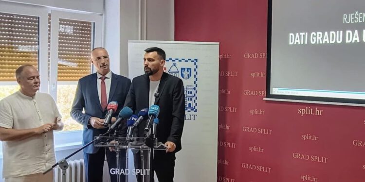 Može li netko ovom političkom tudumu objasniti?
