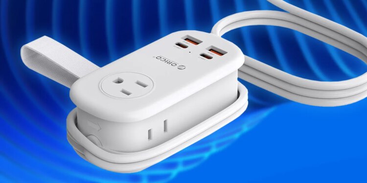 Nabavite Orico razdjelnik s AC utičnicama i USB priključcima pogodan za putovanja za nešto manje od 20 USD