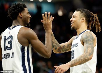 Najbolji prijatelj Brandona Clarkea podijelio srceparajuću počast nakon što je NBA zvijezda umrla u 29. godini