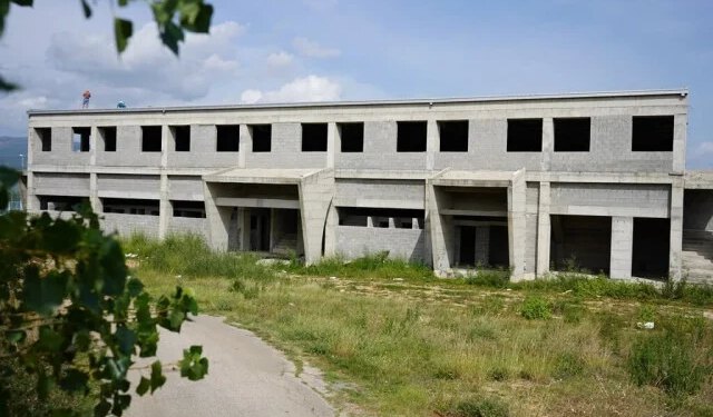 Nastavlja se gradnja sportske dvorane u Kruševu, posao vrijedan 677 tisuća KM dobila mostarska tvrtka