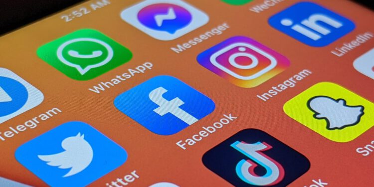 Neke funkcije na Facebooku, Instagramu i WhatsAppu odsad će se naplaćivati