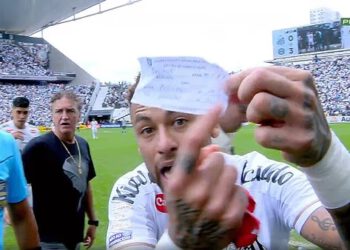 Neymar EKSPLODIRAO na suca u bijesnom raspadu nakon greške u zamjeni – a zvijezda će sutra saznati svoju sudbinu na Svjetskom prvenstvu usred zagonetne poruke Brazilskog trenera Carla Ancelottija