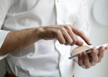 Nova generacija virusa napada mobitele: Na meti su im korsnici internet bankarstva