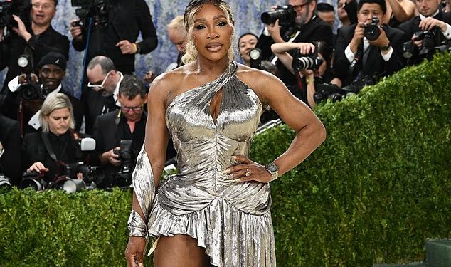 Obožavatelji izbacili utrobu Sereni Williams zbog ‘bezobraznog’ izgleda na Met Gala… dan nakon što je teniska legenda proglašena ‘jeftinom’