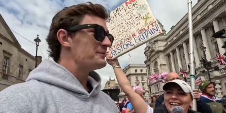 Opasno ključa u Britaniji, tisuće ljudi na ulicama: ‘Ujedinimo kraljevstvo’