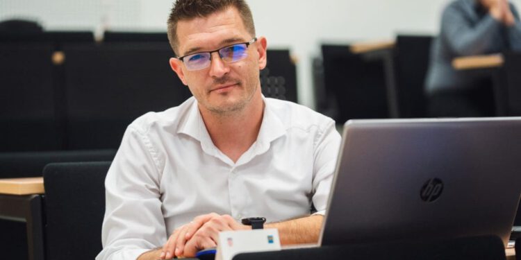 Općini Proložac odobreno gotovo 90 tisuća eura za vrtić i dječja igrališta