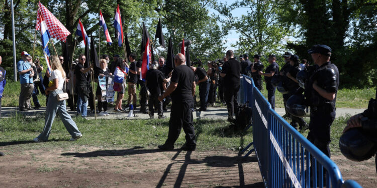 Pale se Trnjanski kresovi, uhićena djevojka: ‘Ne damo vam Hrvatsku, bando komunistička’