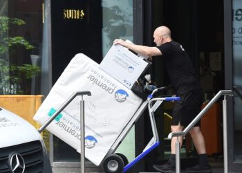 Pašnjaci novi za Pepa! Guardiola ne gubi vrijeme da se iseli iz svog stana u Manchesteru DANIMA PRIJE svog labuđeg pjeva u Manchester Cityju – odlazeći šef potvrđuje da će nedjelja biti njegova posljednja utakmica