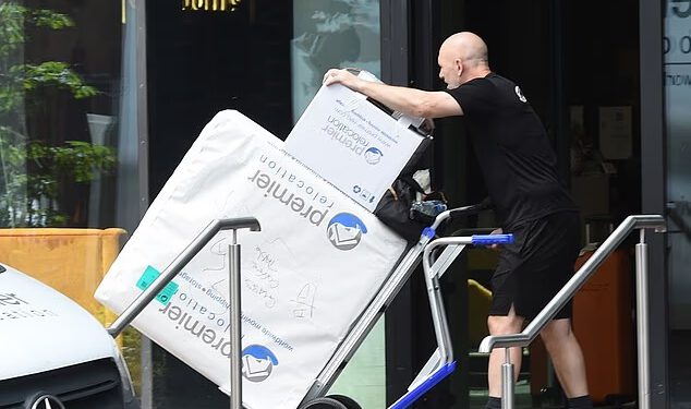 Pašnjaci novi za Pepa! Guardiola ne gubi vrijeme da se iseli iz svog stana u Manchesteru DANIMA PRIJE svog labuđeg pjeva u Manchester Cityju – odlazeći šef potvrđuje da će nedjelja biti njegova posljednja utakmica