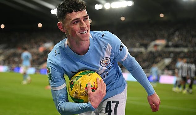 Phil Foden pristaje na novi četverogodišnji ugovor s Man Cityjem usred neujednačene forme – dok se engleska zvijezda suočava s nervoznim čekanjem presude Thomasa Tuchela za Svjetsko prvenstvo
