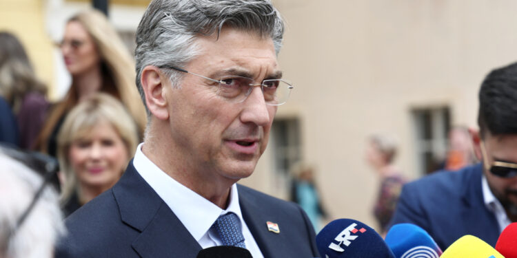 Plenković u Dubrovniku branio svog ministra: ‘Dobro je rekao i svi to trebaju napraviti’