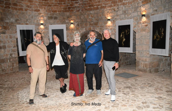 Počeo 22. Le Petit Festival du Theatre: Nastupio Gustaf Broms, otvorena i izložba više autora (FOTO)