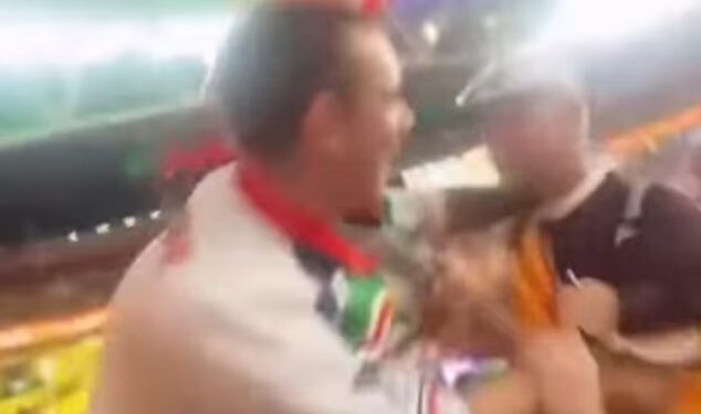 Pogledajte trenutak kada je NRL-ov primjer Magic Round pokvaren dok se dva navijača udaraju na tribinama
