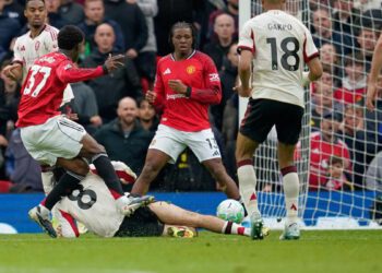 Premier liga: Manchester United-Liverpool 3-2, i Crveni vragovi u Championsu