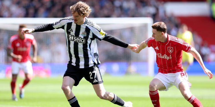 Premier liga UŽIVO: Nottingham Forest pokušava napraviti korak bliže opstanku protiv Newcastlea prije nego što juriša za naslovom Arsenal putuje u West Ham
