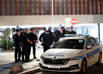 Pritvoren muškarac koji je motikom prijetio novinaru Siniši Vukoviću