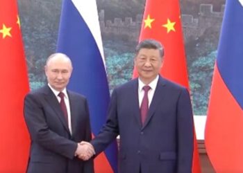 Putin stigao u Peking na razgovore s Xijem, citirao kinesku izreku: ‘Dragi prijatelju…’