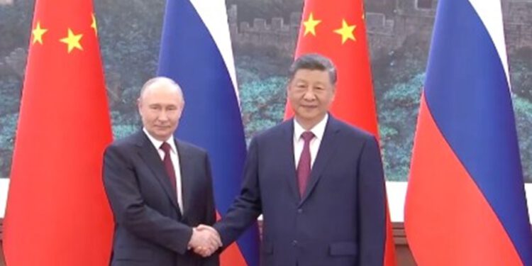 Putin stigao u Peking na razgovore s Xijem, citirao kinesku izreku: ‘Dragi prijatelju…’