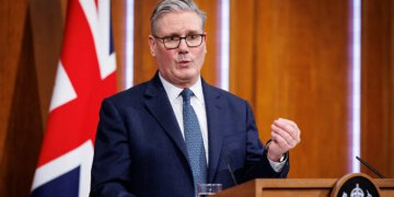 Rastu pozivi da Starmer podnese ostavku dok laburisti trpe gubitke na lokalnim izborima