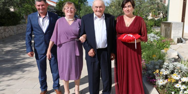 Roditelji im branili ljubav, a oni proslavili 55 godina braka!