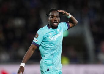 Rowe intervju, borba s Rabiotom
