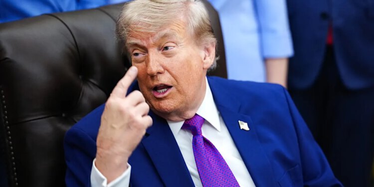 SAD i Iran postigli su dogovor o produženju primirja čekajući Trumpovo konačno odobrenje