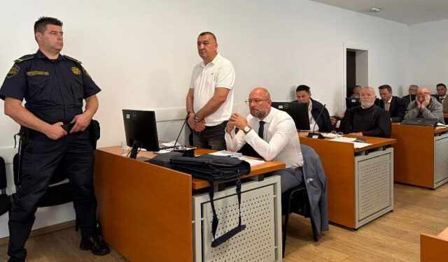 Sedam policajaca optuženo za podvođenje maloljetnica u Tuzli
