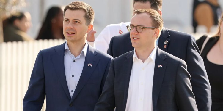 Sek. Sean Duffy, supruga brani Great American Road Trip od napada Buttigiega