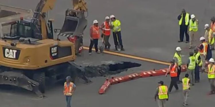 Sinkhole snage otkazale su letove i kašnjenja u jednoj od najvećih njujorških zračnih luka jer je pista zatvorena