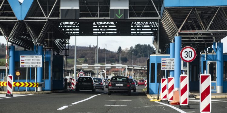 Slovenija ponovo steže granice prema Hrvatskoj: Moglo bi biti kaotičnih situacija