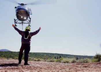 Spektakularni kadrovi sanacije Srđa: Helikopter dopremio 50 tona materijala (VIDEO)