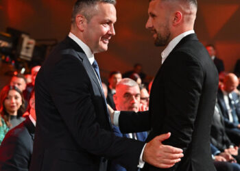 Sportske novosti – Rebić na pitanje ostaje li u Hajduku: ‘Drugi red, livo’; Beljo: Da mi je ovo netko rekao, ne bih vjerovao