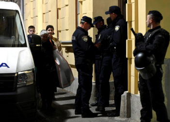 Srbija u šoku: Policajci navodno brisali snimke nakon ubojstva