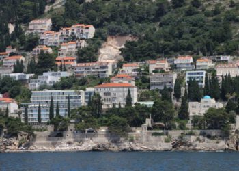 Srđevci o urbanističkom i prostornom kaosu: ‘Da se slušalo struku i građane, Dubrovnik nikada ne bi bio urbanistički devastiran’