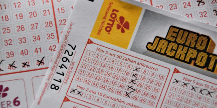 Sretan dobitak na Eurojackpotu: Netko u Hrvatskoj je osvojio 848.825,90 eura