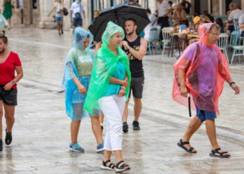 Stiže promjena vremena: Moglo bi biti kiše i grmljavine