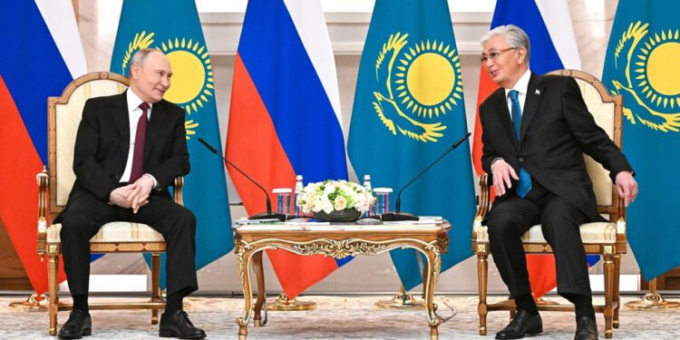 Što je Putinov posjet Kazahstanu otkrio o moći i utjecaju u Euroaziji — RT Rusija i bivši Sovjetski Savez