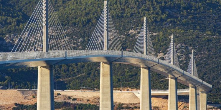 Što se to događa s Pelješkim mostom? Projektant: “Upozoravao sam ih prije otvaranja”